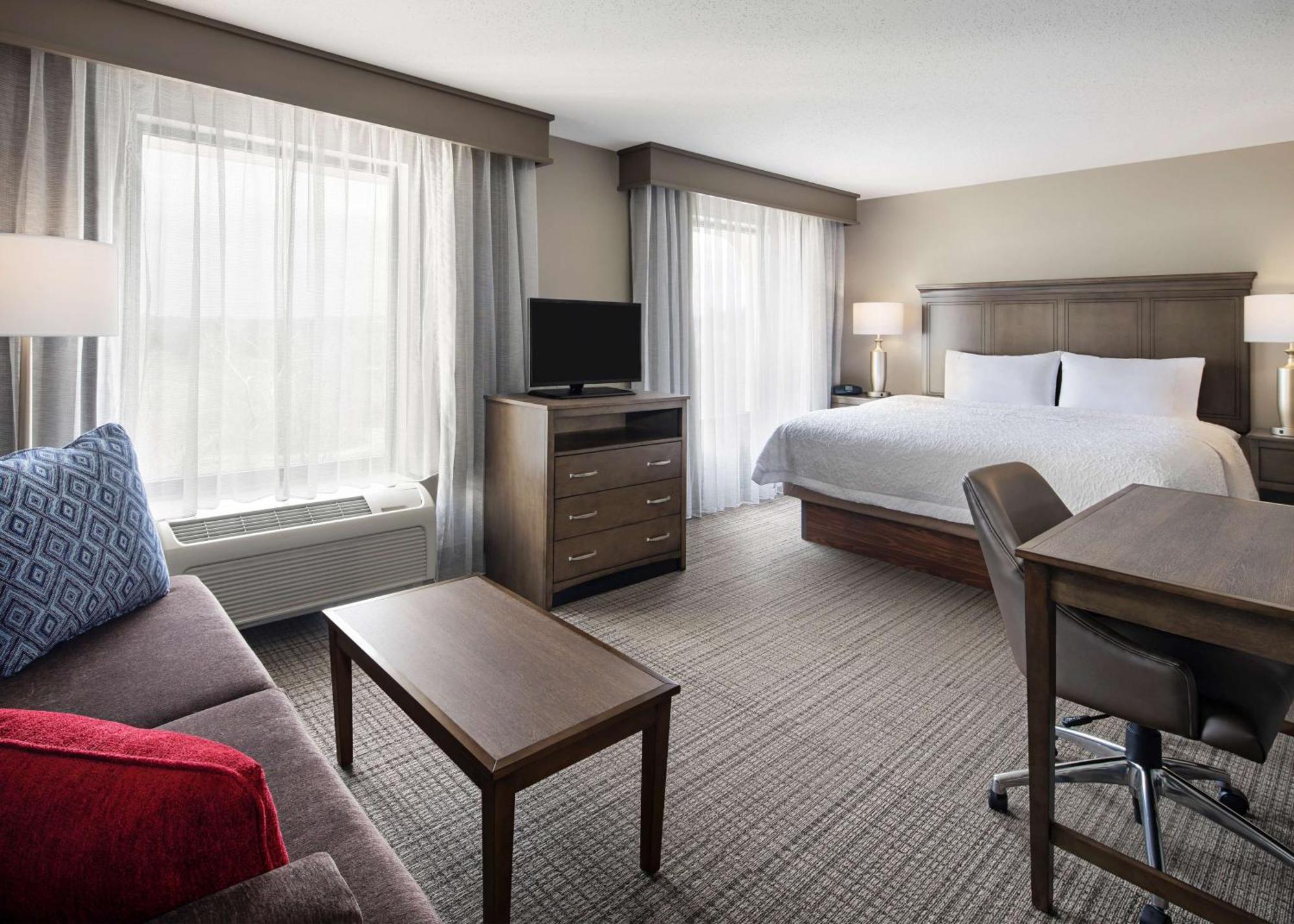 Hampton Inn & Suites Alexandria Old Town Area South Экстерьер фото